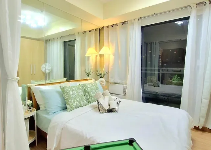 Azure Condotel And In The Apartment